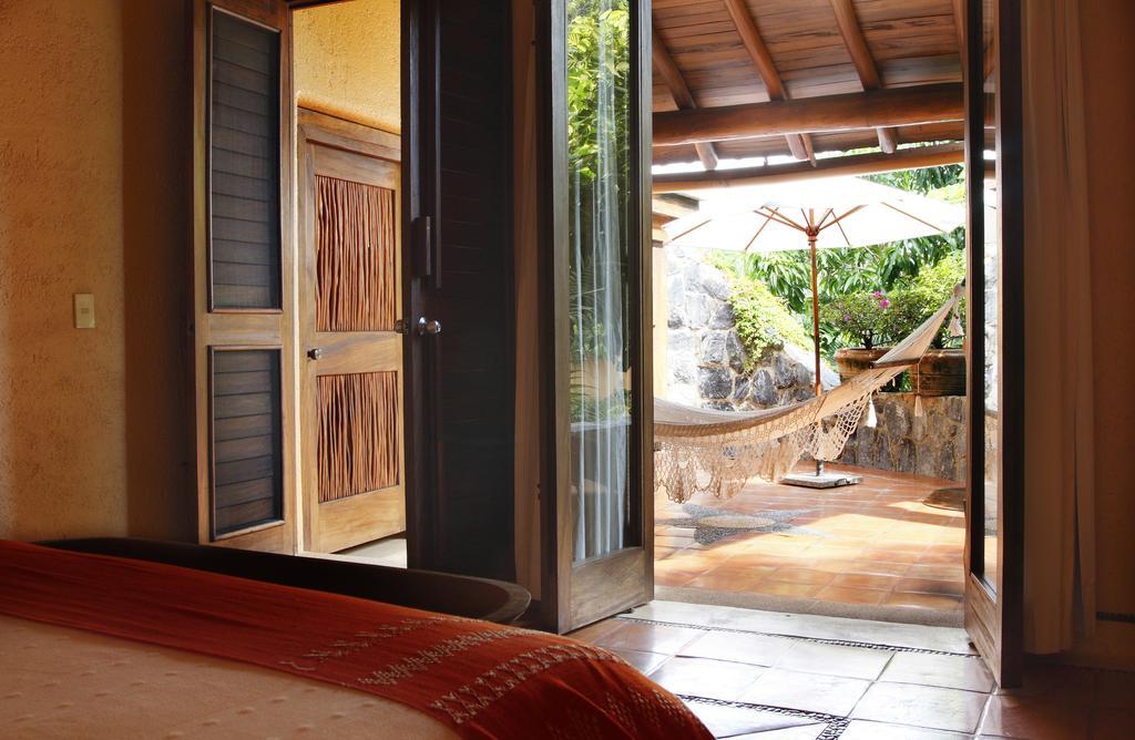 Hotel Casa Don Francisco Ixtapa  Esterno foto