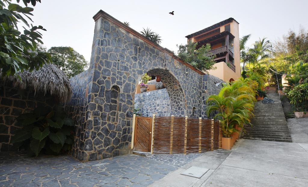 Hotel Casa Don Francisco Ixtapa  Esterno foto